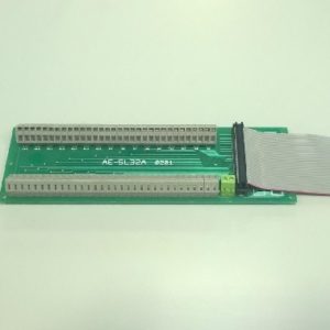 Scheda di interconnessione “flat cable/morsetti”